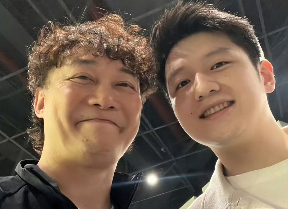 oWa, 为梦想去努, 但他保持着 oWa, 为梦想去努, 但他保持着