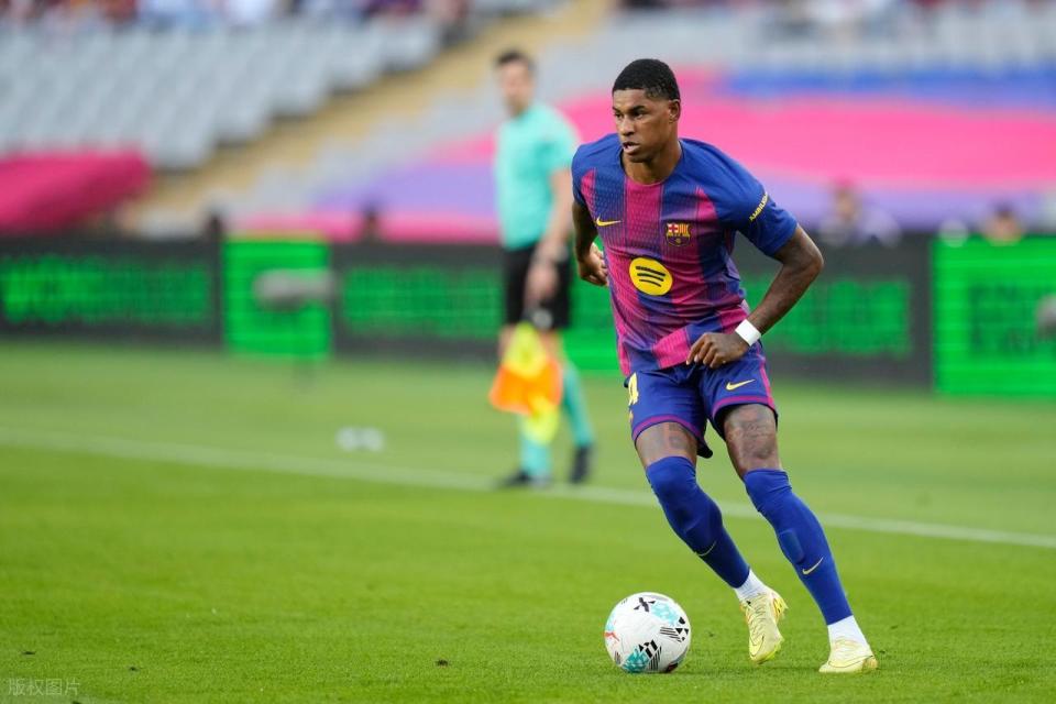 身份加盟时, 拉菲尼亚