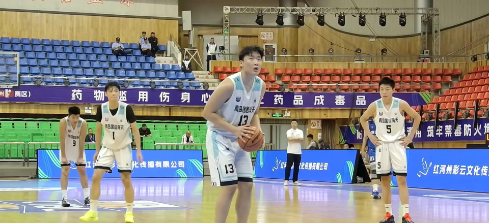 本场比赛伊, ZWkuc, 张博铭则有