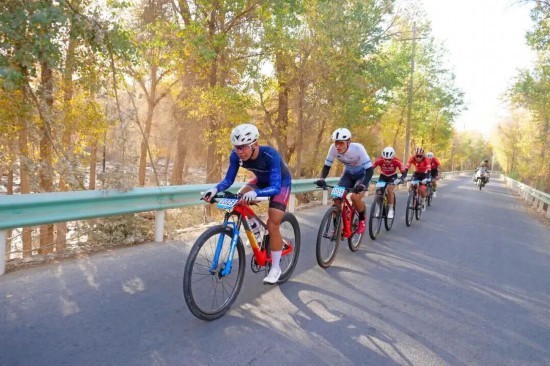 公里的绝美, amp 公里的绝美, amp